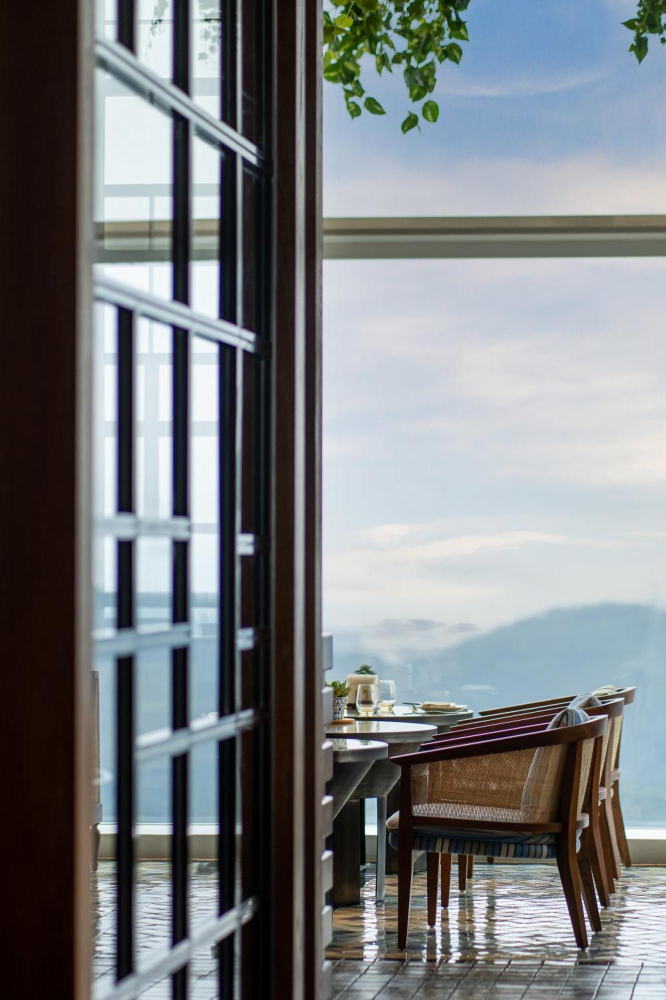 Mandarin Oriental, Shenzhen Hotel Exterior photo